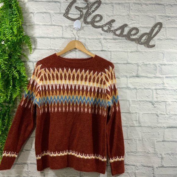 Dreamers Sweaters - Dreamers Tribal Print sweater. Size S/M.